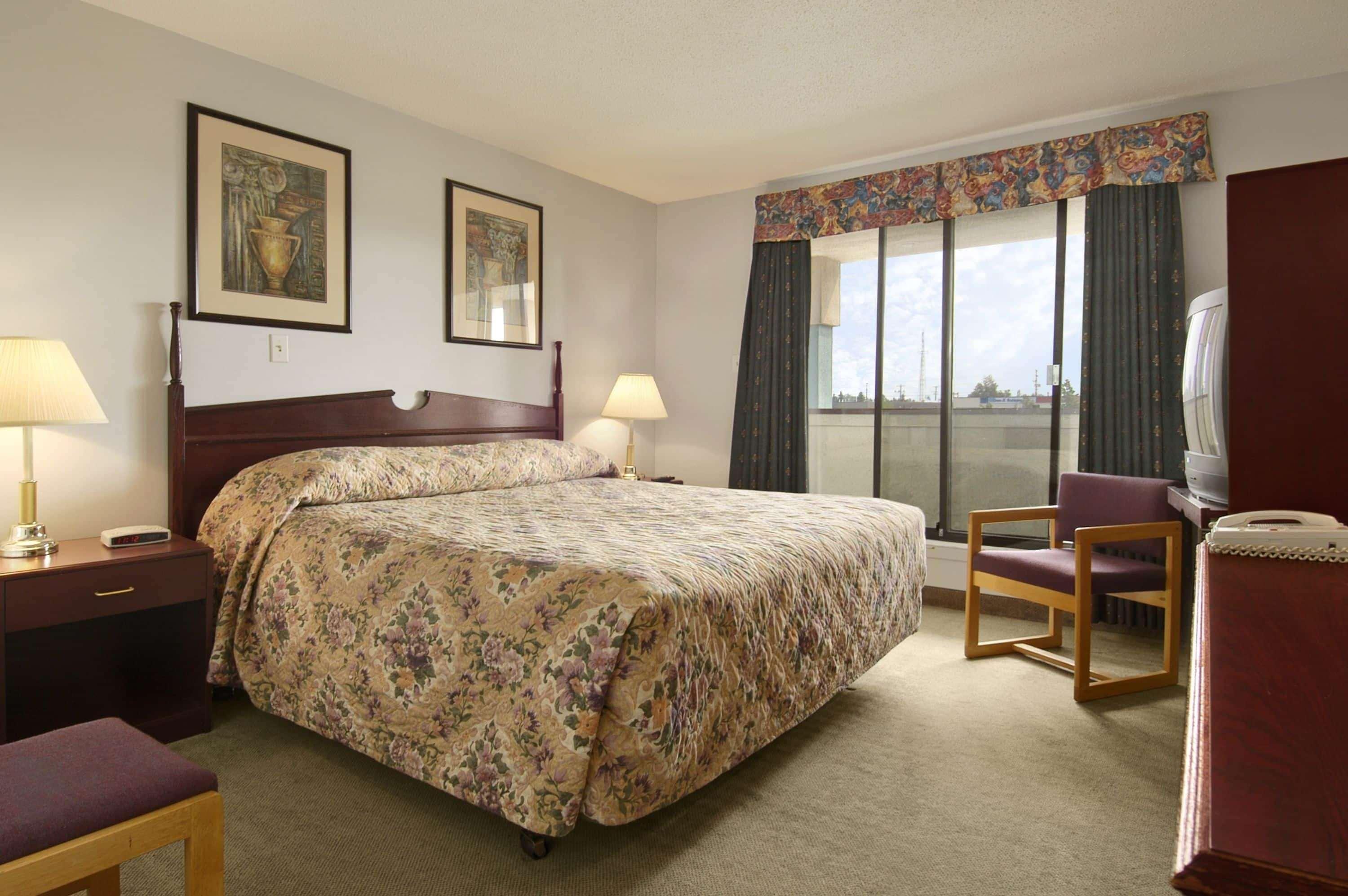 Super 8 By Wyndham Red Deer Exterior foto