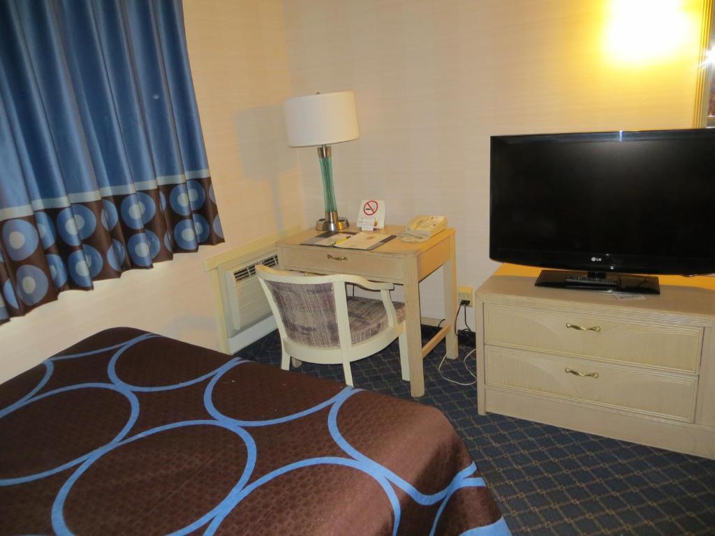 Super 8 By Wyndham Red Deer Quarto foto