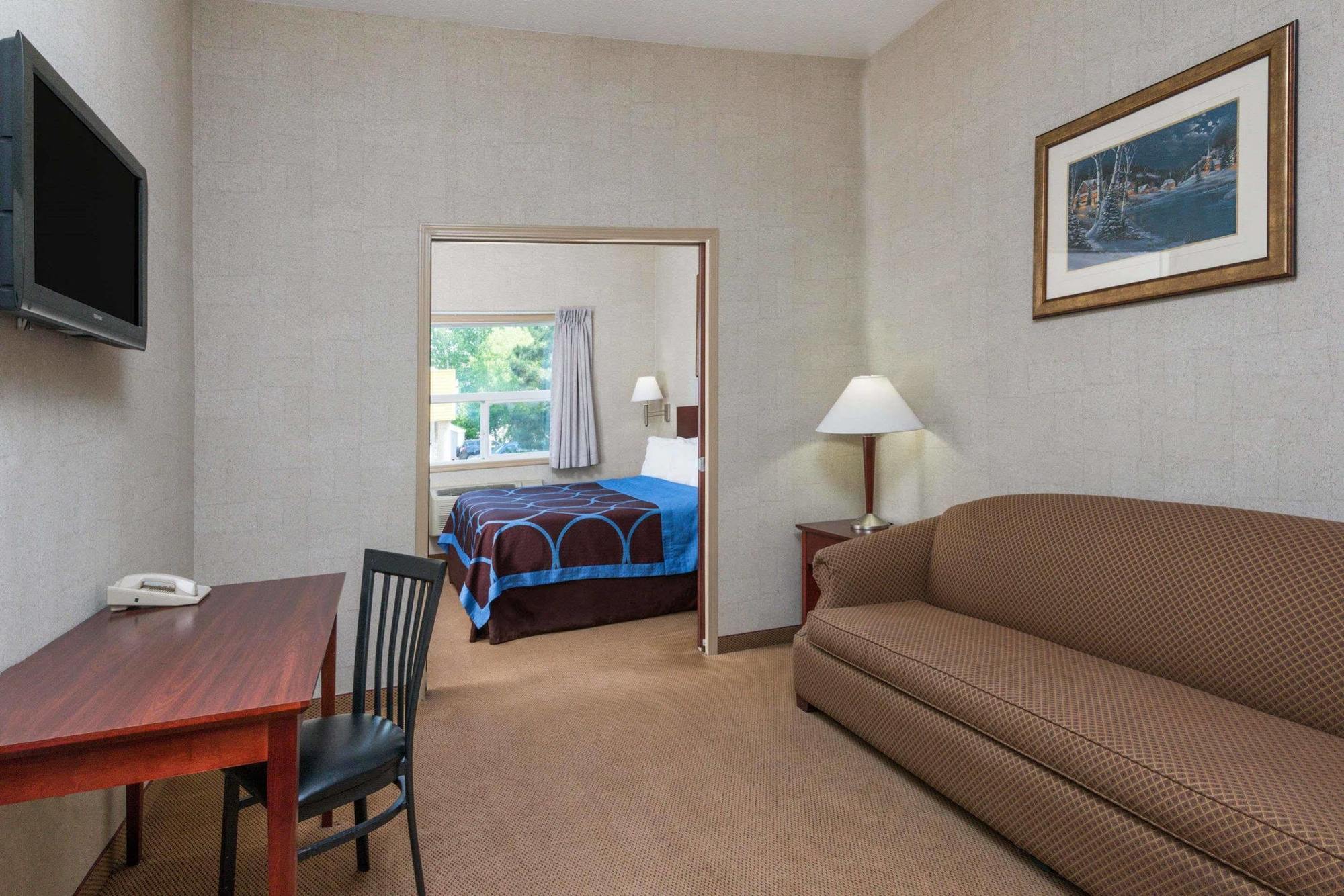 Super 8 By Wyndham Red Deer Exterior foto