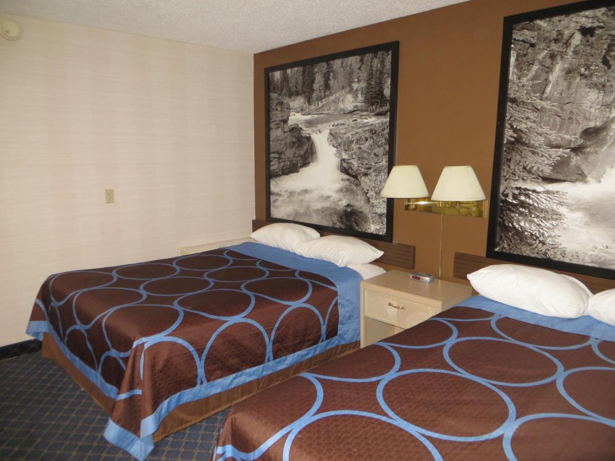 Super 8 By Wyndham Red Deer Quarto foto